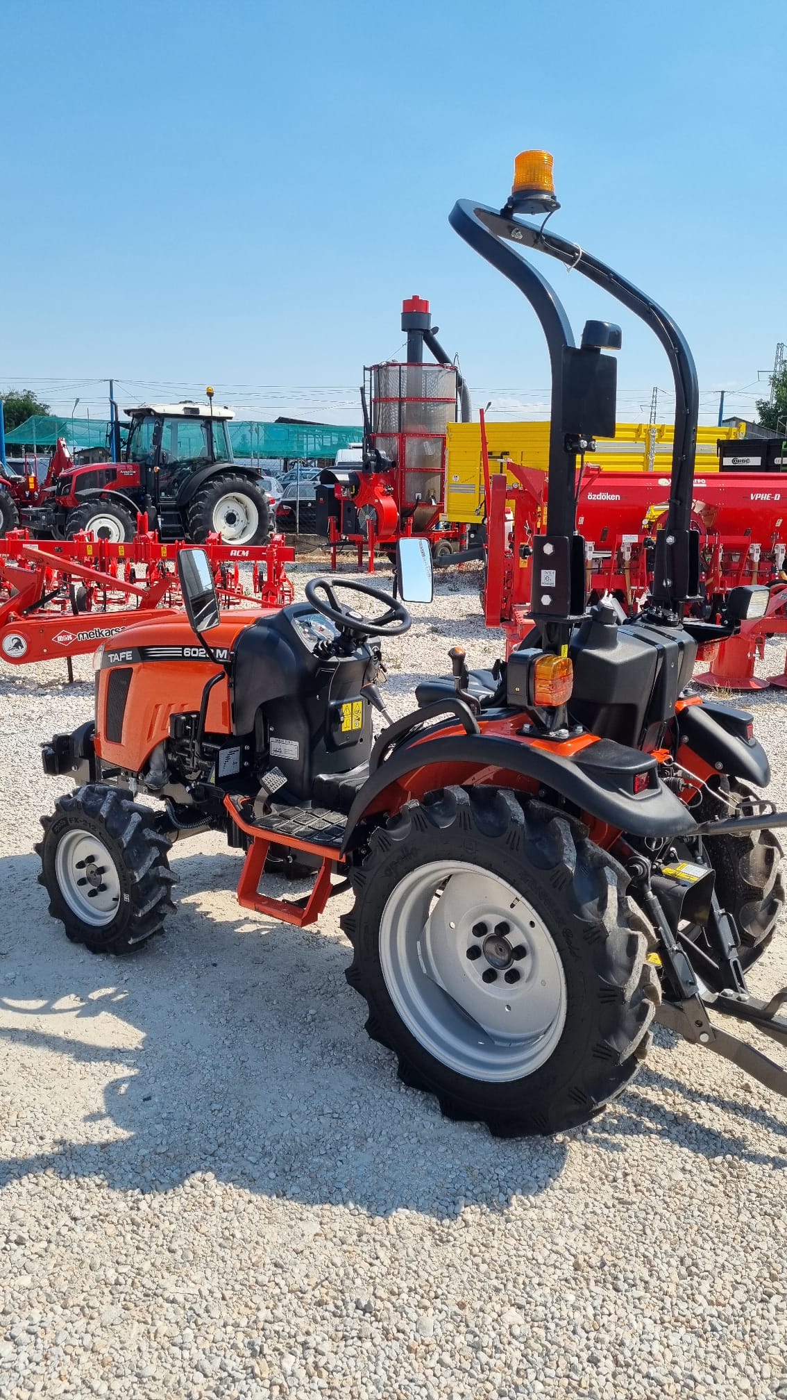 TAFE 6028M 5