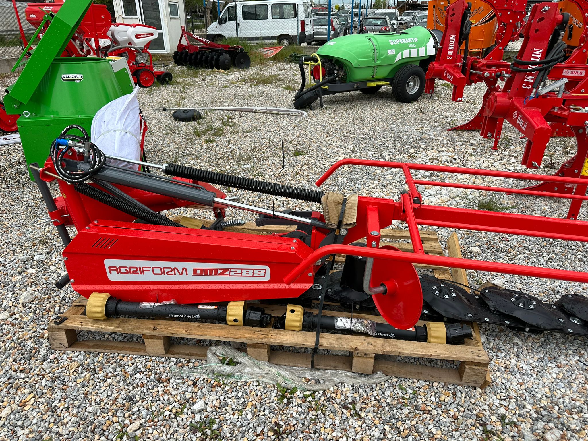 AGRIFORM DMZ 285 2