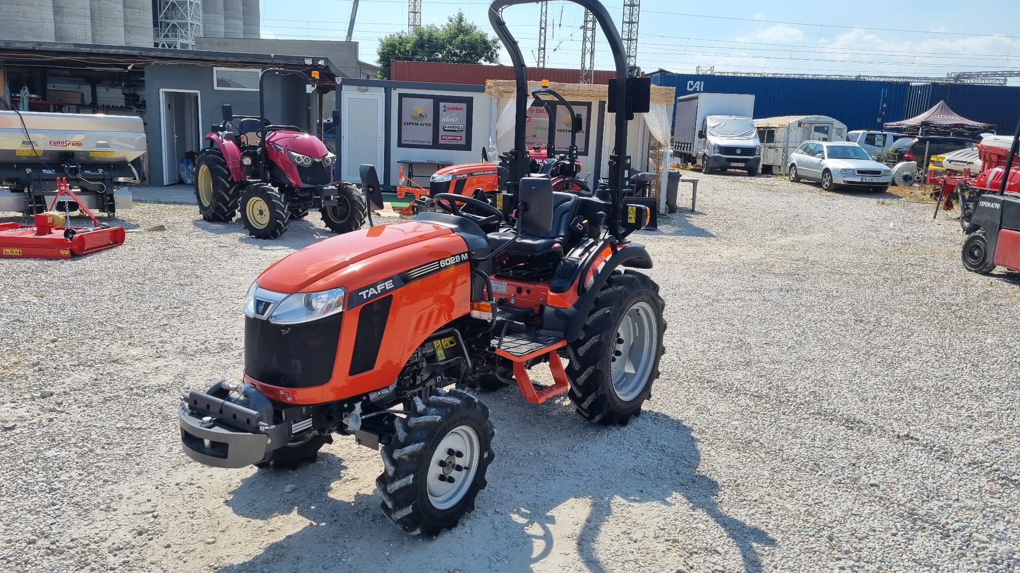 TAFE 6028M 6